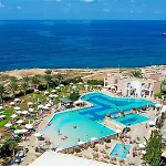 Atlantica Akteon מלון דירות 4*