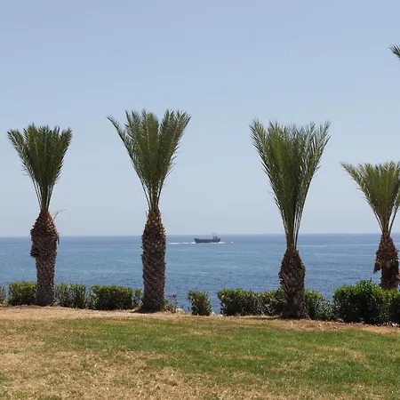 Atlantica Akteon Aparthotel