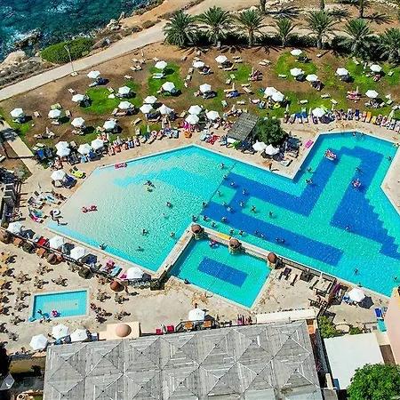 Akteon Village 4*