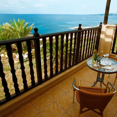Atlantica Akteon Aparthotel 4*