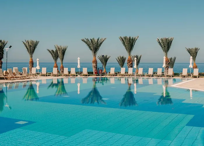 Atlantica Akteon Aparthotel