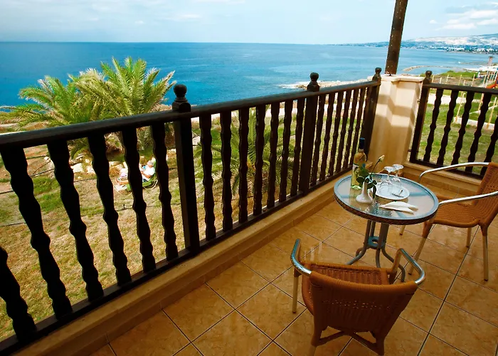 Atlantica Akteon Aparthotel 4*