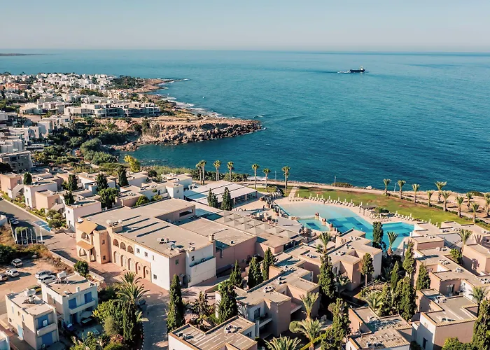 Atlantica Akteon Aparthotel 4*